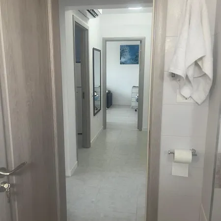 Apartment University Apartments